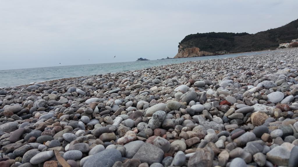 Buljarica Bay Apartments Petrovac Εξωτερικό φωτογραφία