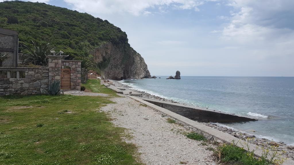 Buljarica Bay Apartments Petrovac Εξωτερικό φωτογραφία